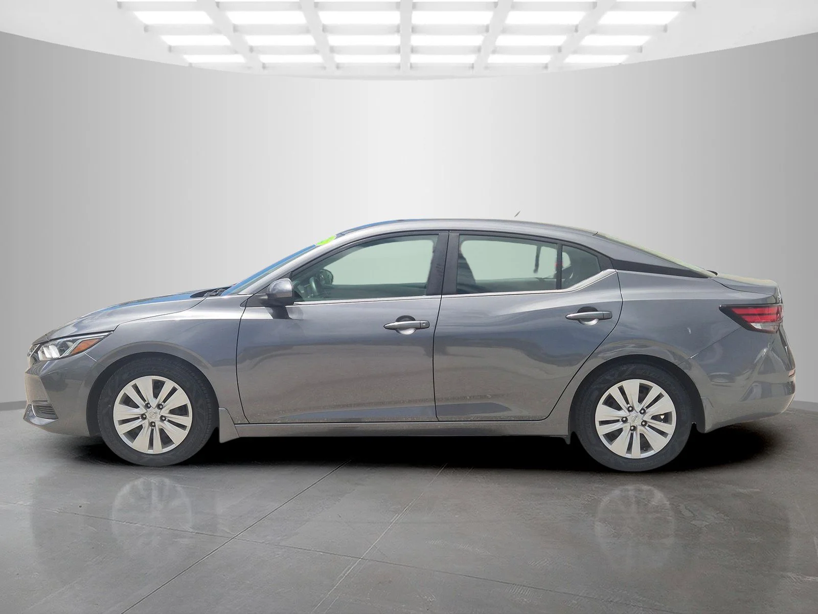 Used 2023 Gray Nissan S image 6