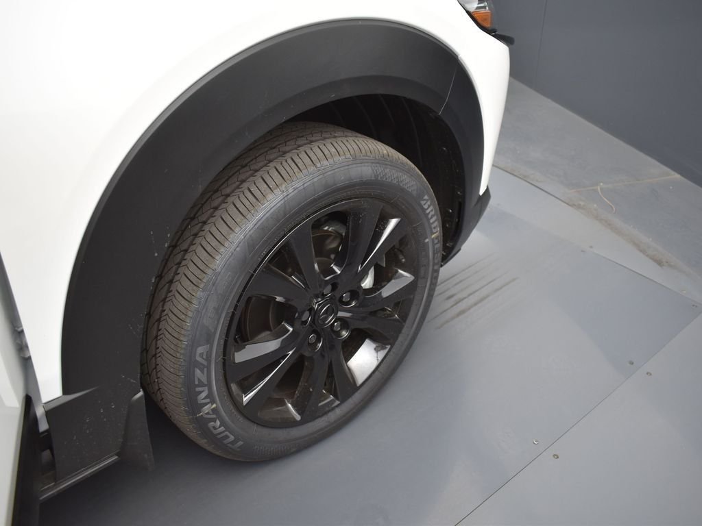 New 2026 Snowflake White Pearl Mazda 2.5 Turbo Aire Edition AWD image 33