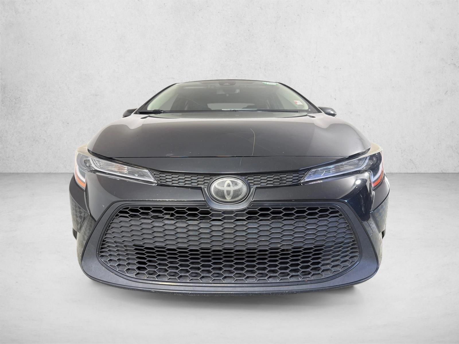 Used 2020 Black Sand Pearl Toyota LE image 8