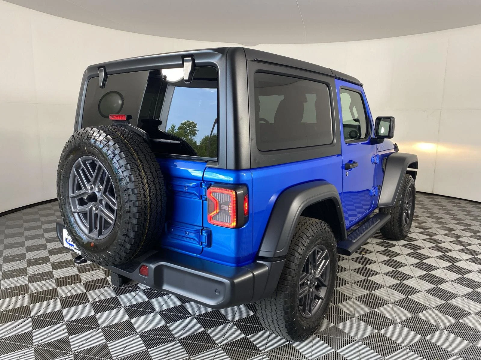 Used 2024 Hydro Blue Pearlcoat Jeep Sport S image 5