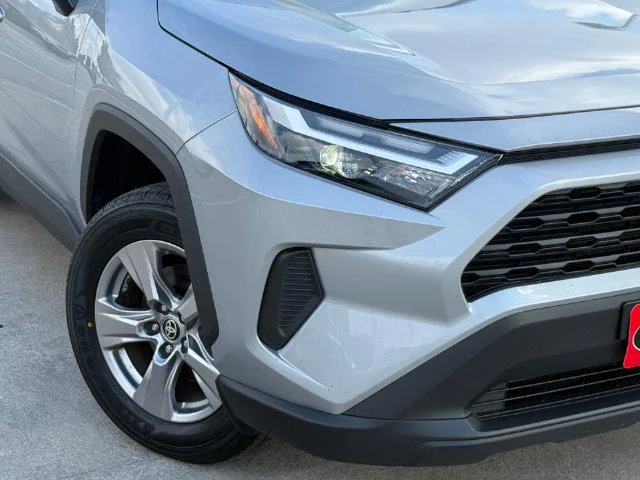 Certified Used 2025 SILVER SKY METALLIC Toyota XLE image 2