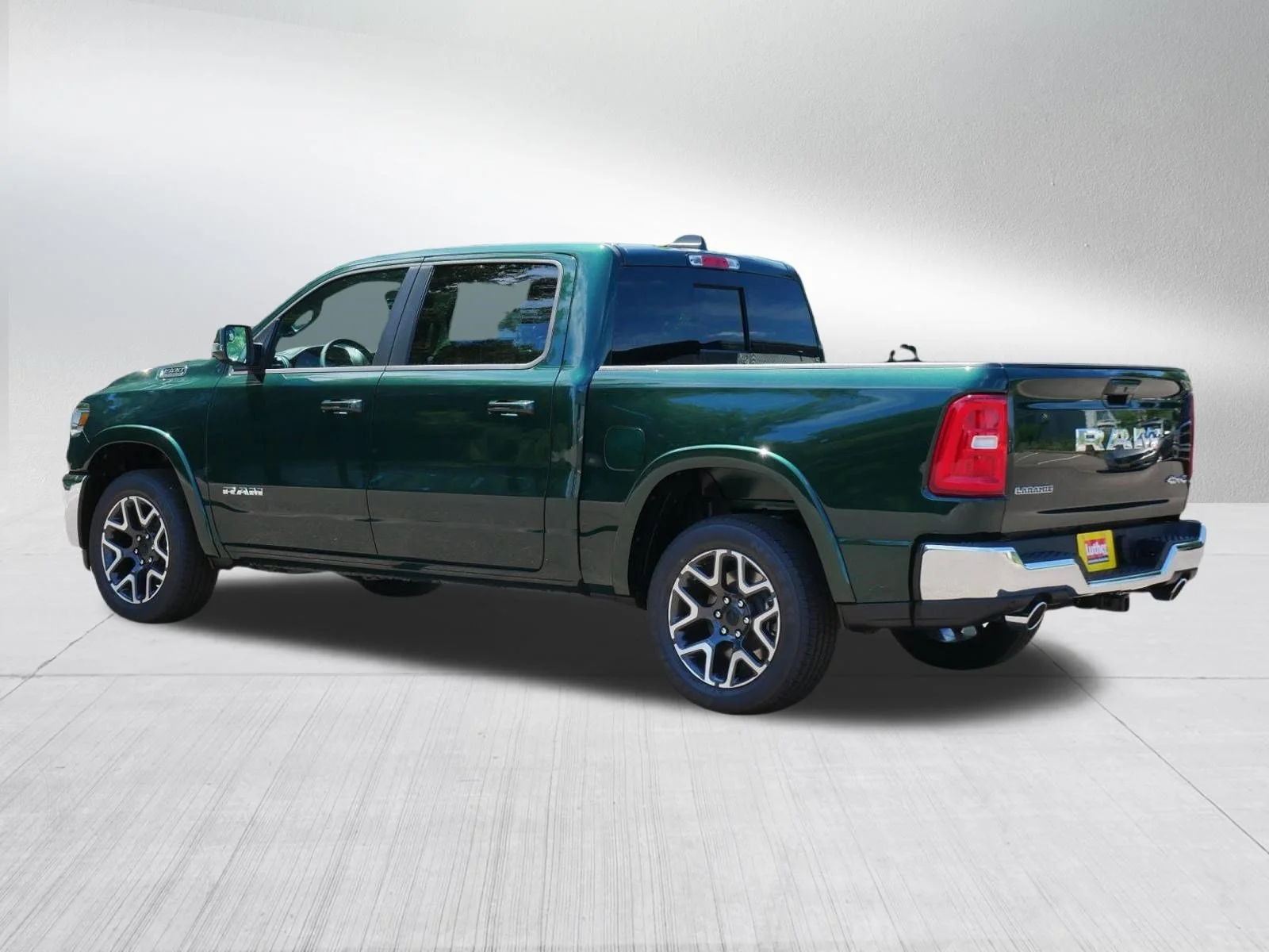 New 2026 Serrano-Green Metallic Exterior Paint RAM Laramie image 5