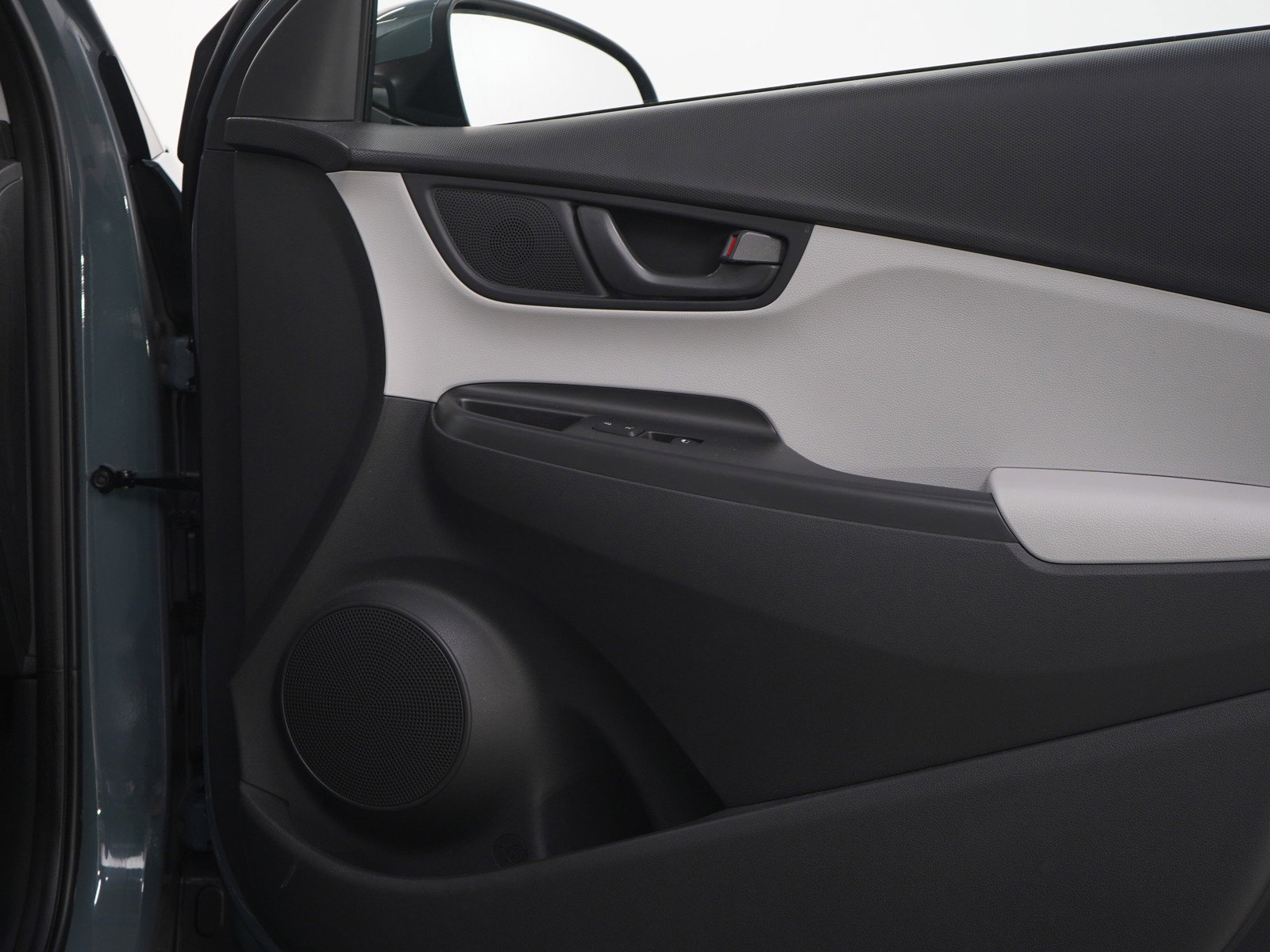 2022 Hyundai Kona SE - Photo 9