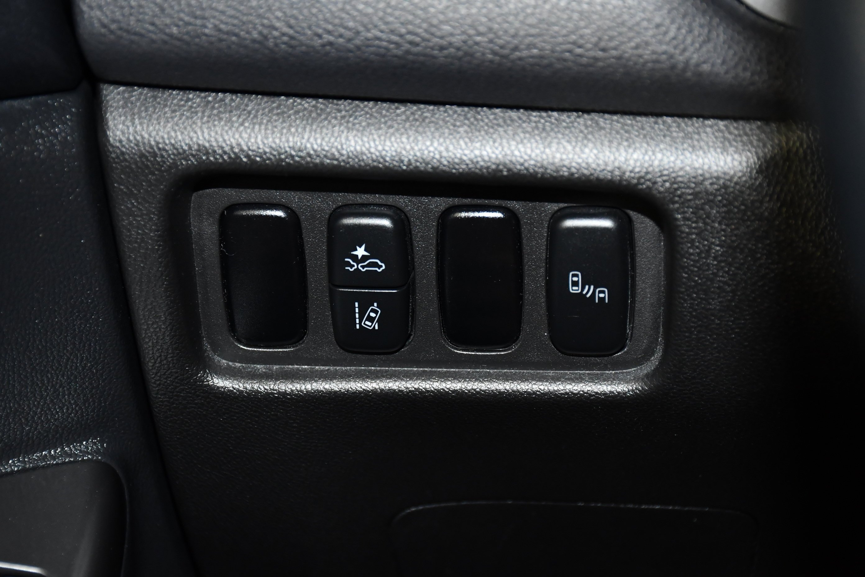 Certified Used 2024 Black Mitsubishi SE image 35