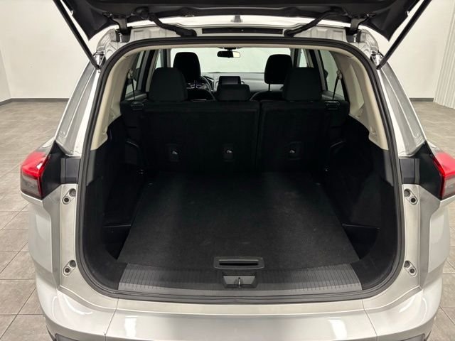 Used 2024 Silver Nissan S image 7
