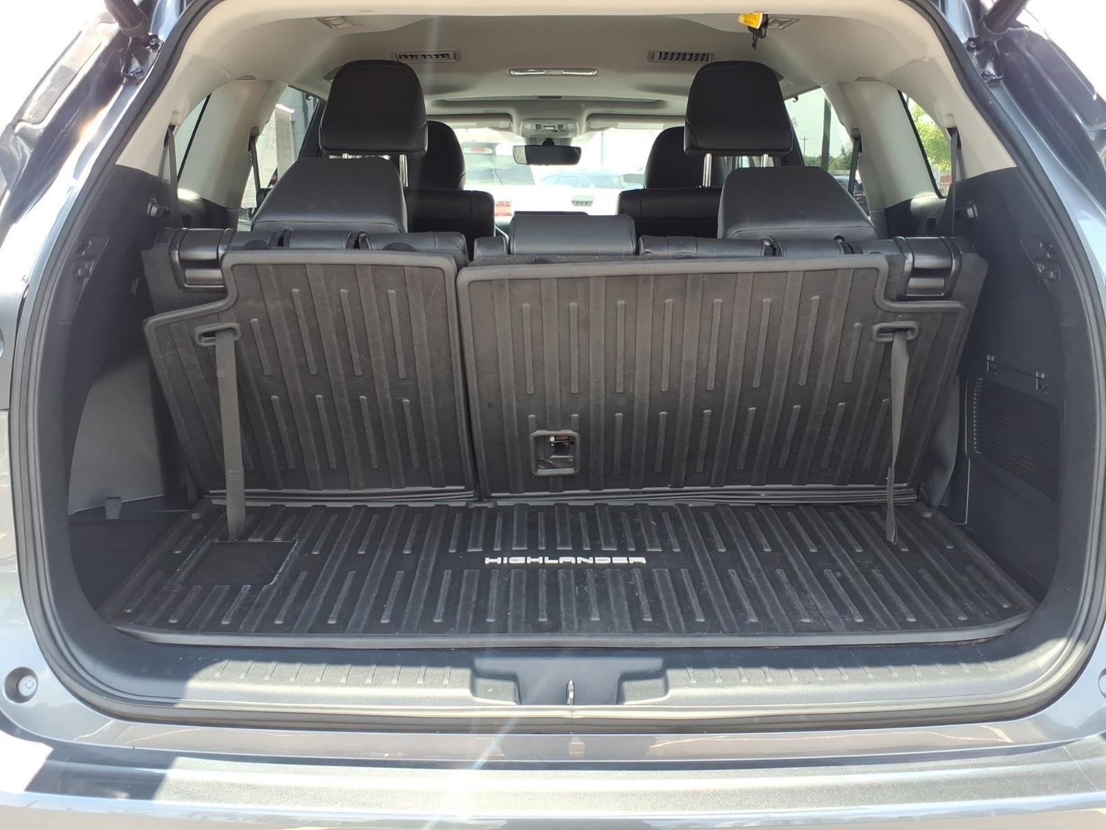 Used 2023 Magnetic Gray Metallic Toyota XLE image 19