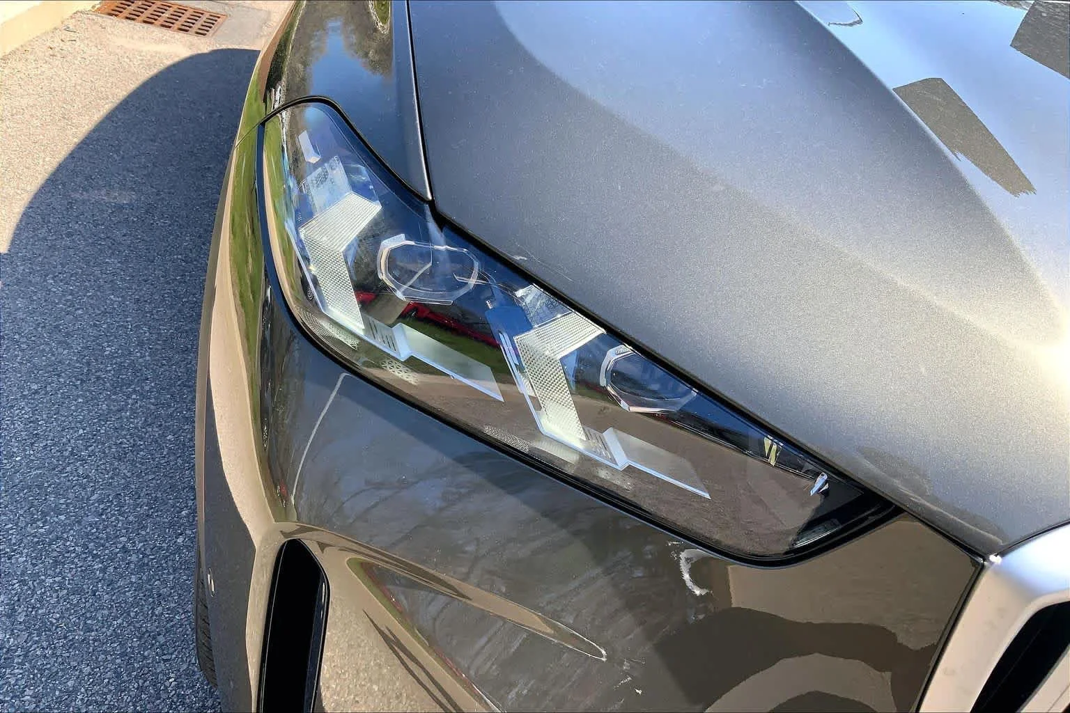 New 2026 Manhattan Green Metallic BMW xDrive40i image 13