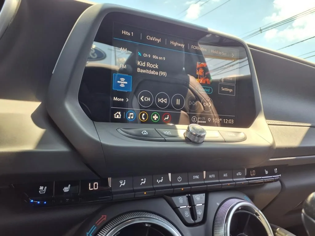 2021 Chevrolet Camaro 3LT - Photo 17