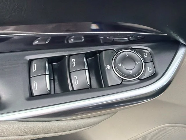 Used 2022 Blue Cadillac Luxury image 18