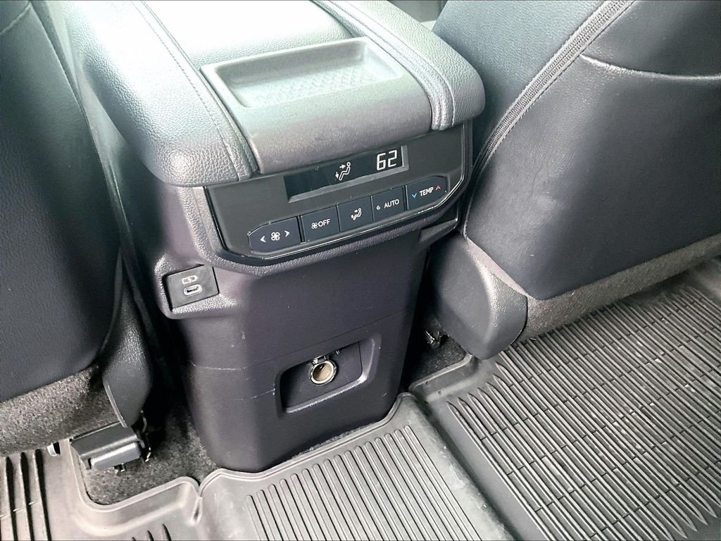 Used 2025 White Toyota XLE image 29