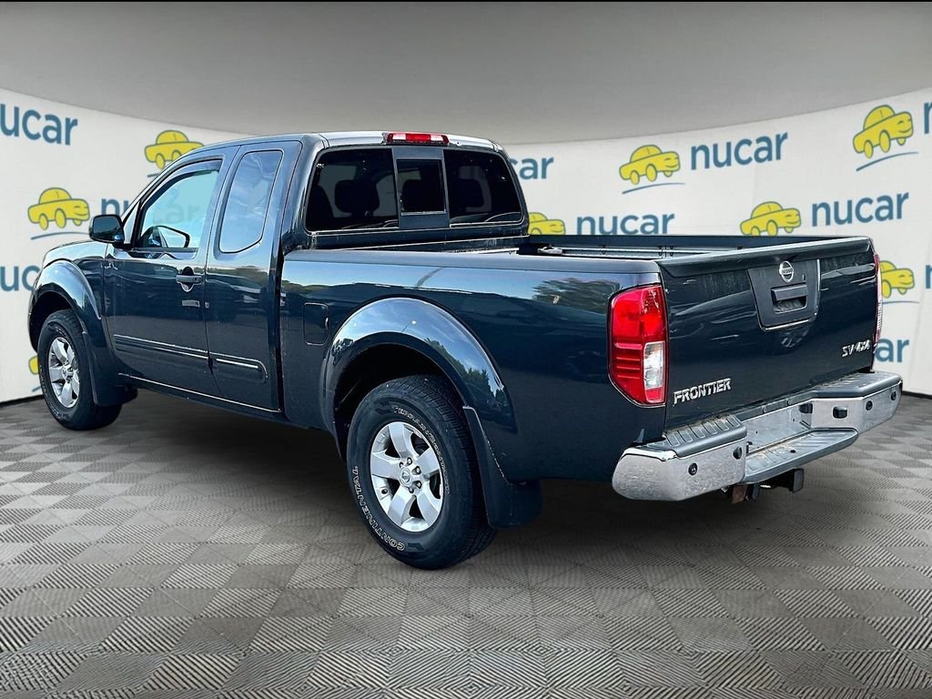 Used 2013 Black Nissan SV image 5