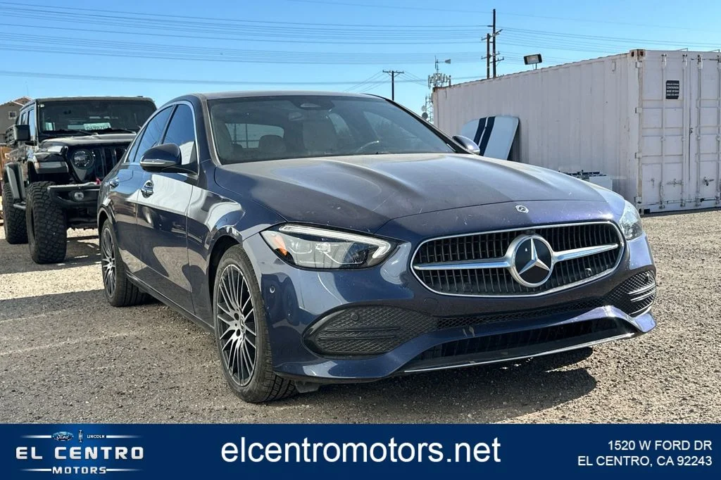 2025 Mercedes-Benz C-Class C 300's photo