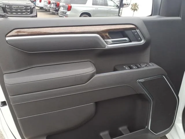Used 2026 Summit White GMC SLE image 14