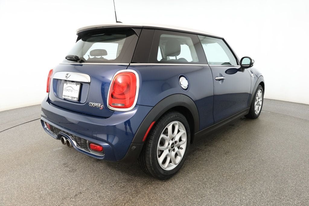 2018 Mini Cooper Hardtop 2 Door photo 4