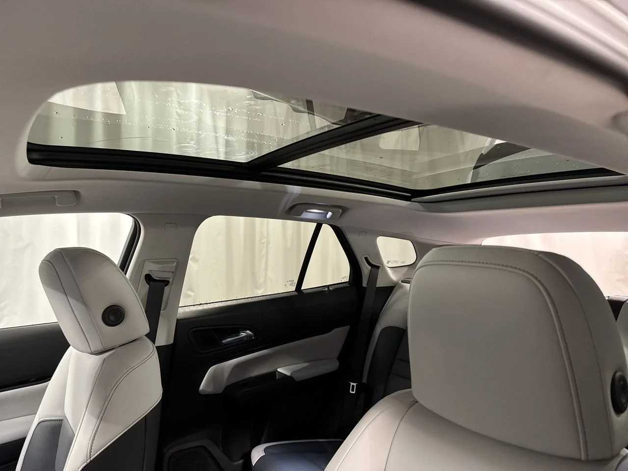 New 2026 Frostline White Pearl Honda Touring image 27