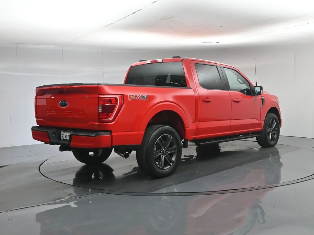 New 2026 Oxford White Ford XL image 5