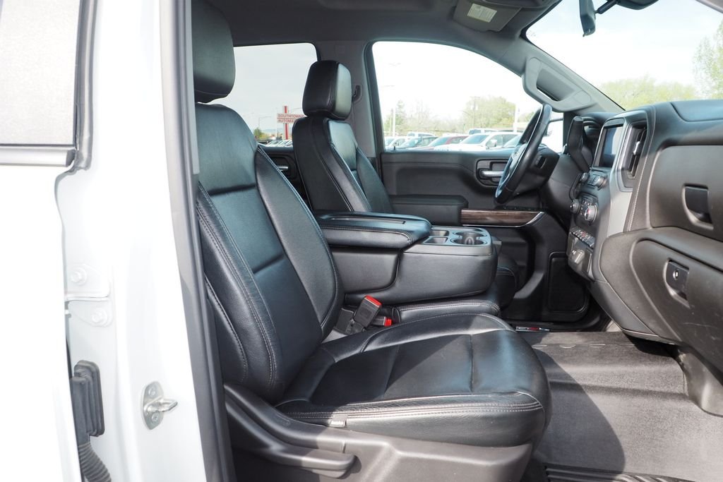Used 2020 White Chevrolet LT Trail Boss image 19