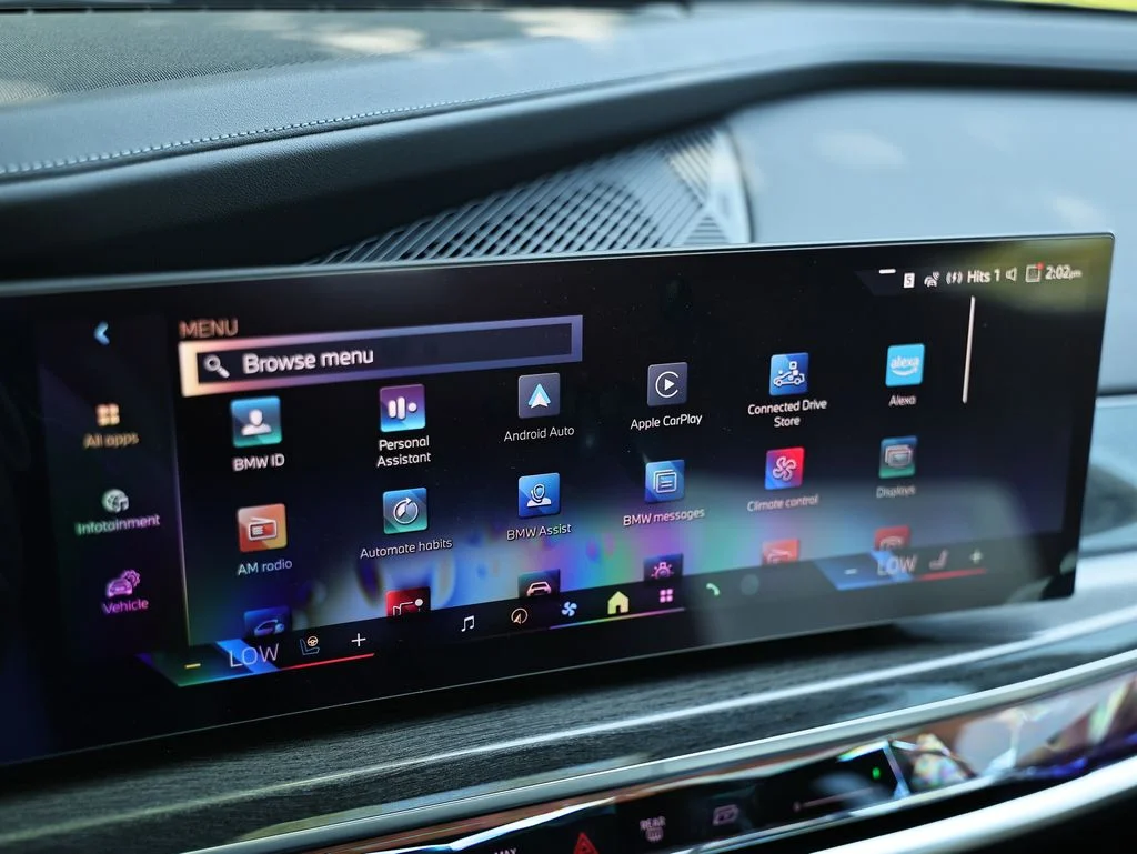 New 2026 Black Sapphire Metallic BMW 760i xDrive image 38