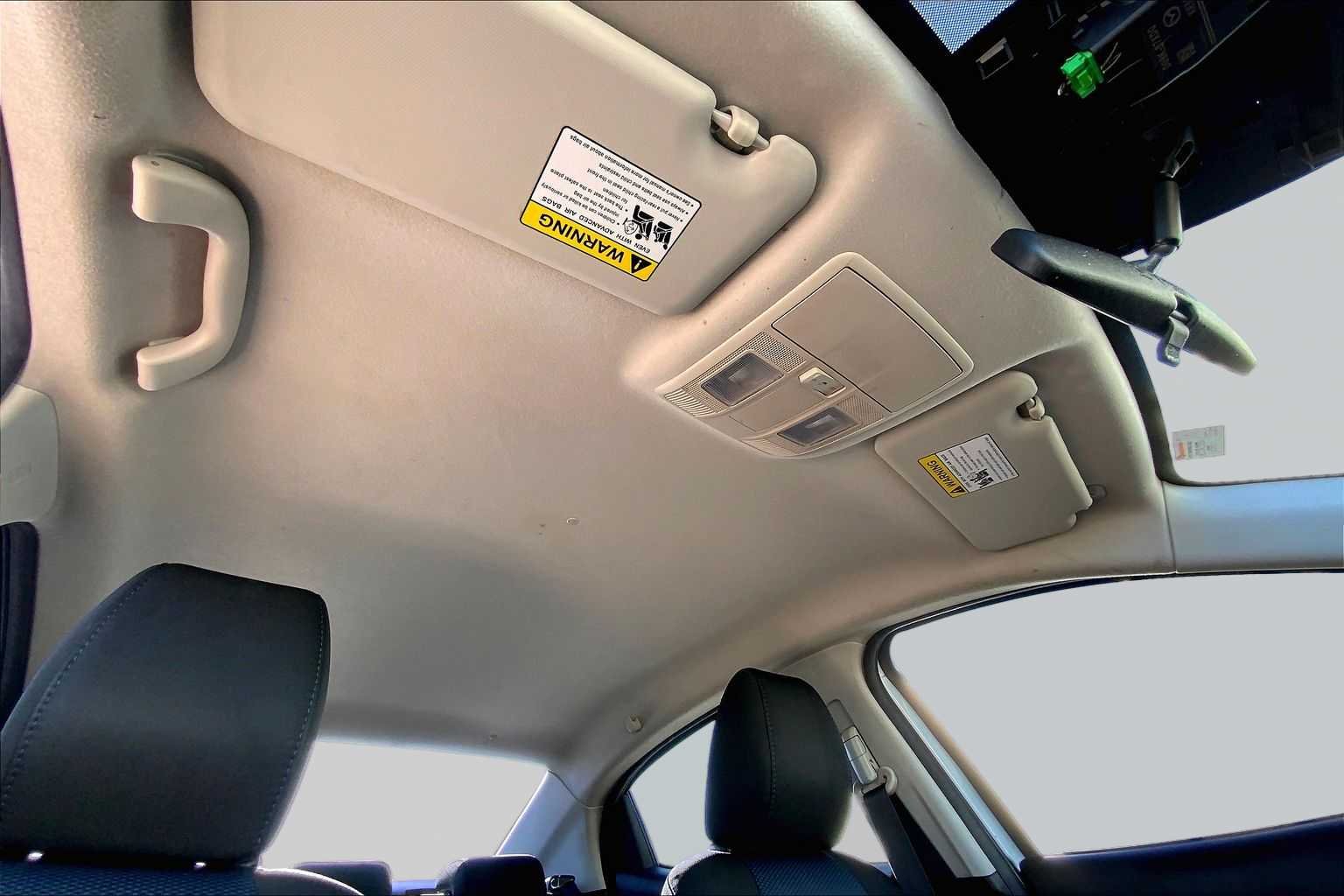 Used 2019 Chromium Toyota LE image 13