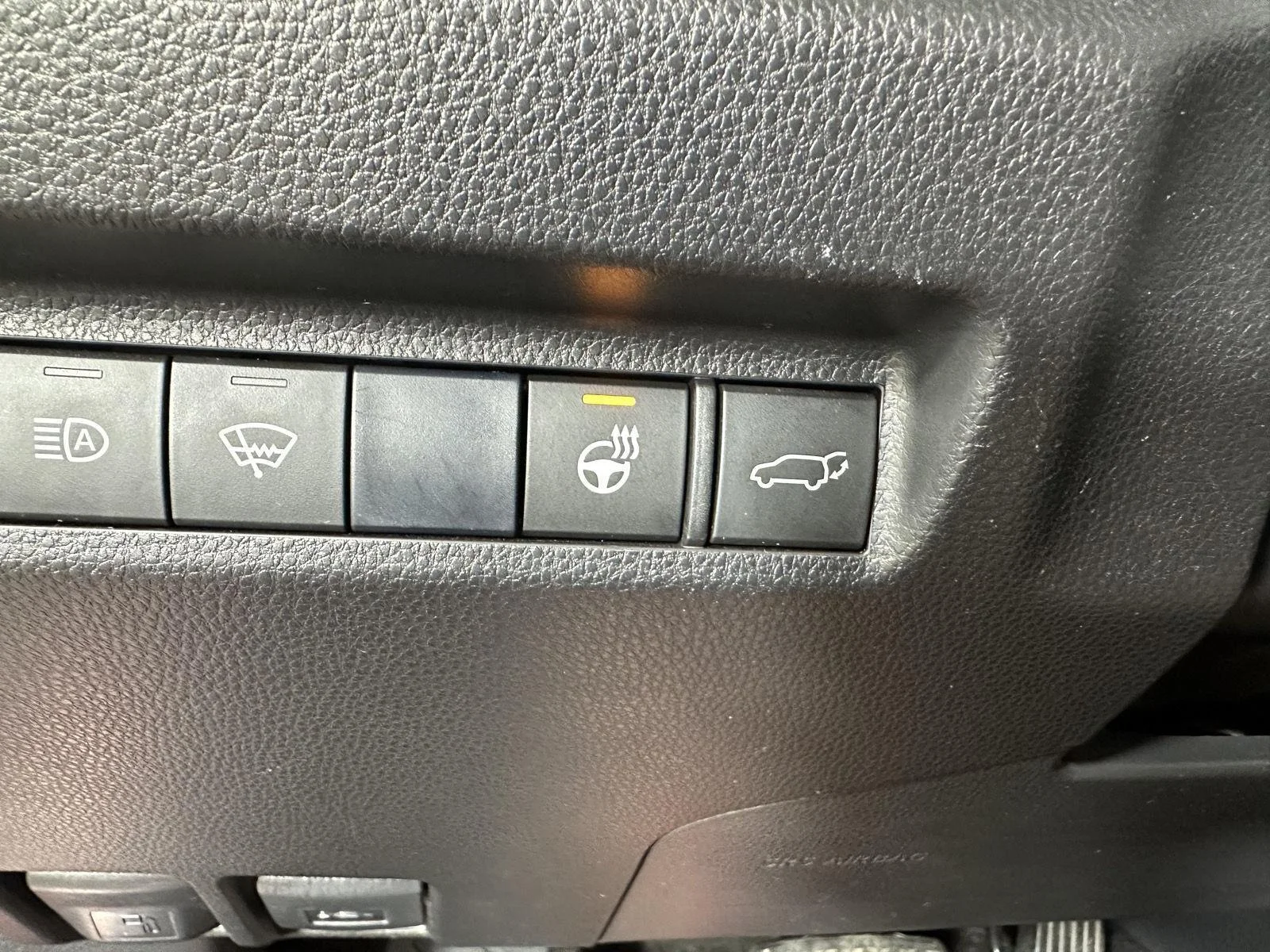 Used 2019 Ruby Flare Pearl Toyota XLE image 24