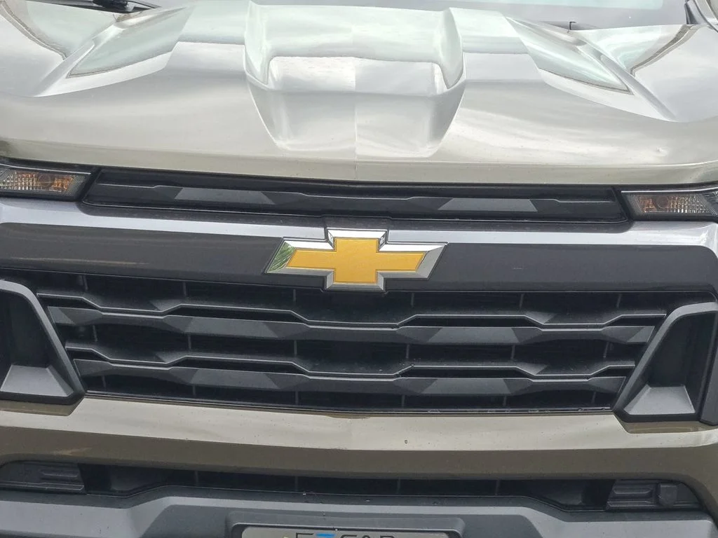 Used 2024 Brown Chevrolet LT image 18