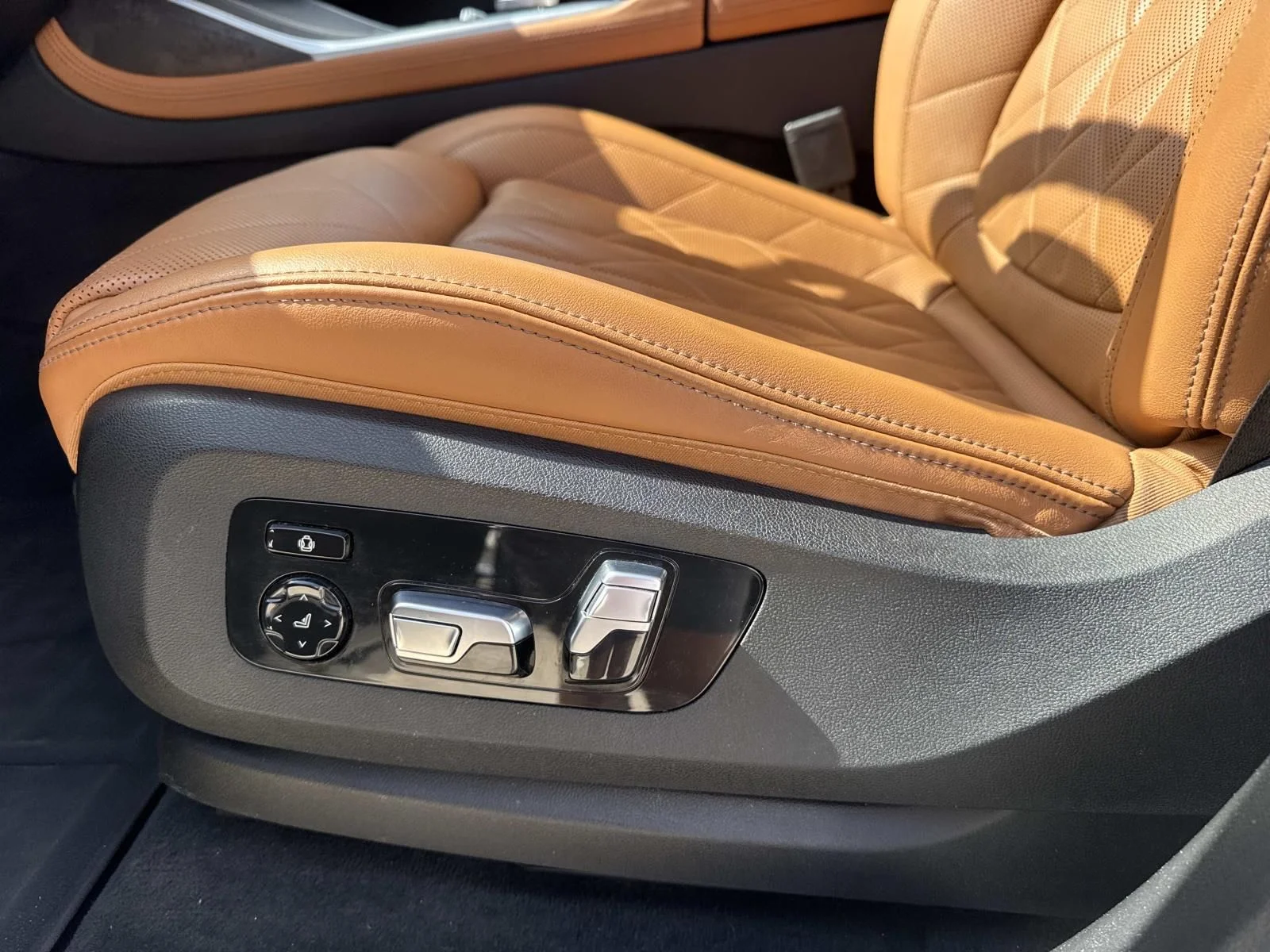 2023 BMW X7 40i - Photo 18
