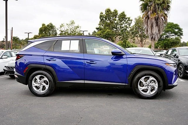 Used 2024 Blue Hyundai SEL image 6