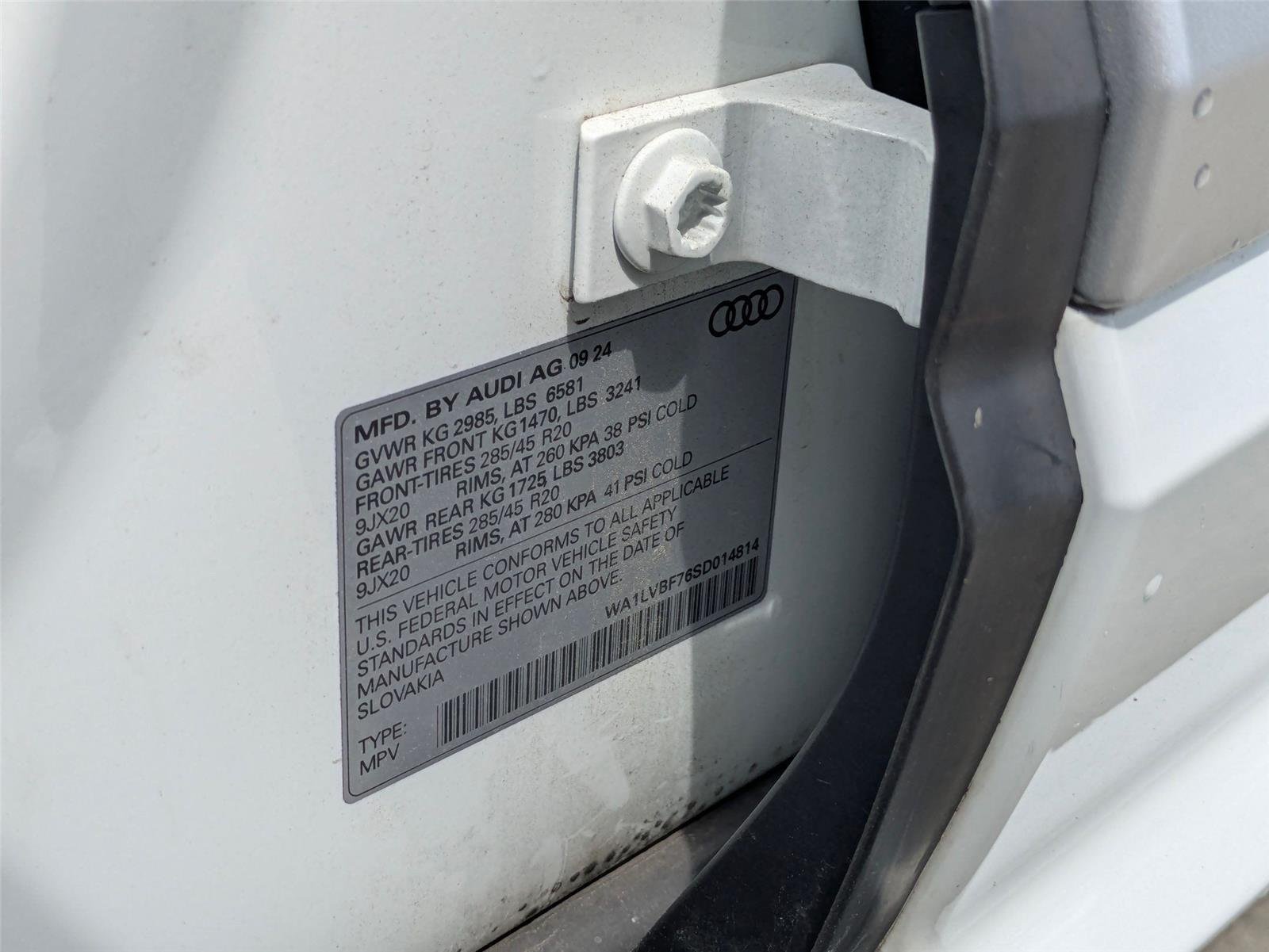 Used 2025 Glacier White Metallic Audi Premium Plus image 29
