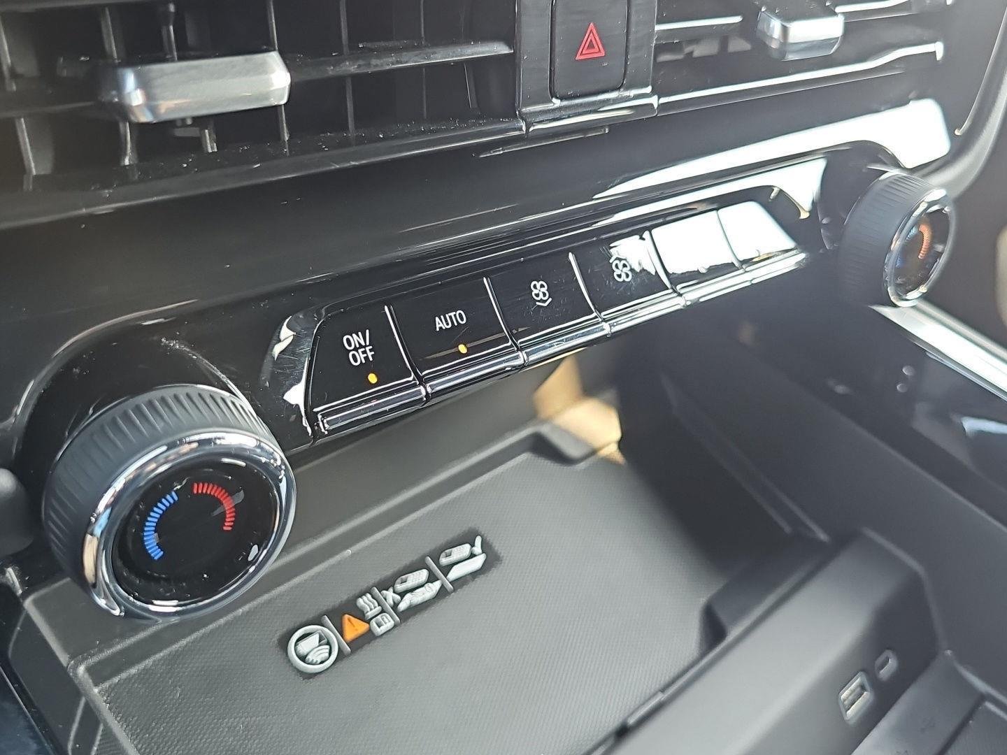Used 2025 Black Chevrolet Z71 image 18