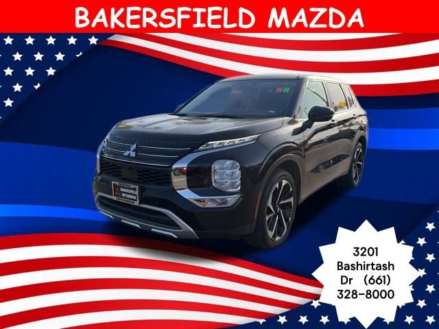 2024 Mitsubishi Outlander SE 2WD's photo