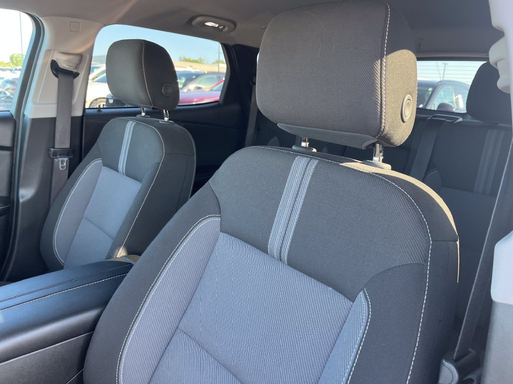 Used 2025 Gray Chevrolet LT image 12
