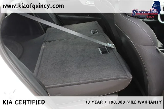 Used 2024 White Kia LXS image 18