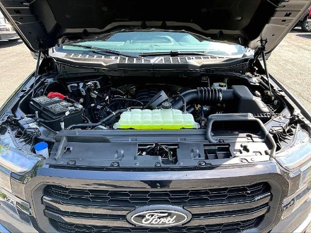 New 2026 Carbonized Gray Metallic Ford Lariat image 27