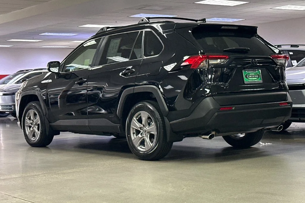 Used 2025 Black Toyota XLE image 6