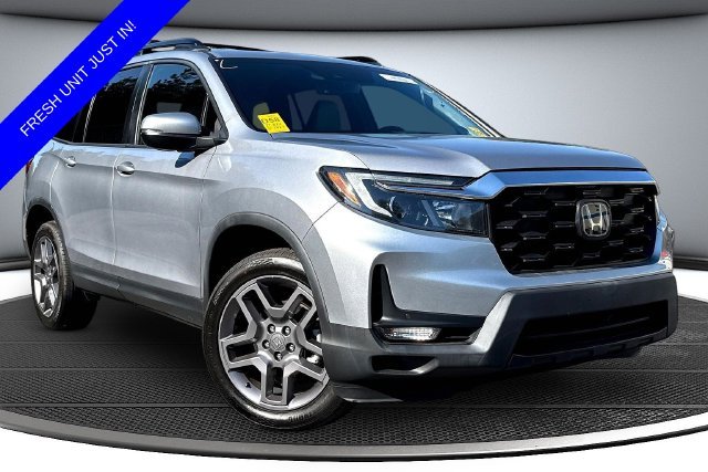 Used 2023 Gray Honda EX-L image 3