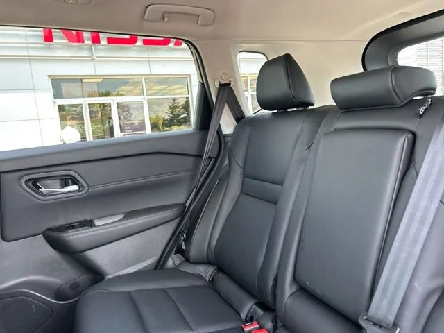 New 2026 Obsidian Green Nissan Dark Armor image 17