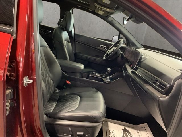 Used 2023 Red Kia X-Pro Prestige image 22