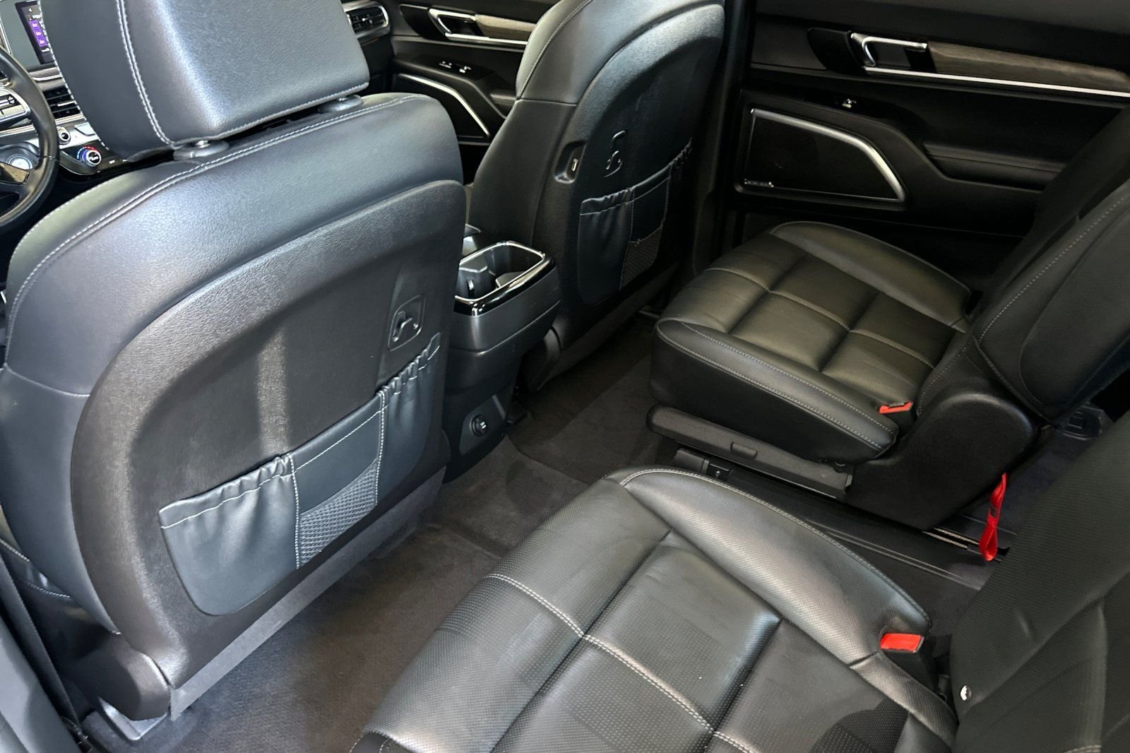 Used 2022 Black Kia SX image 13