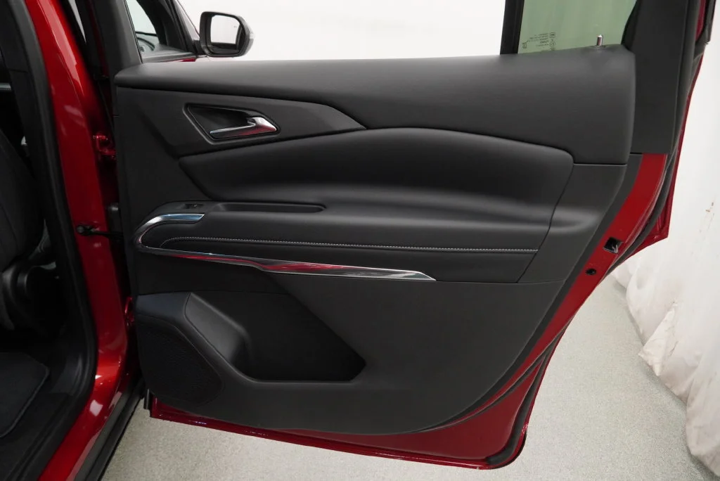 New 2027 Radiant Red Tintcoat Chevrolet LT image 27