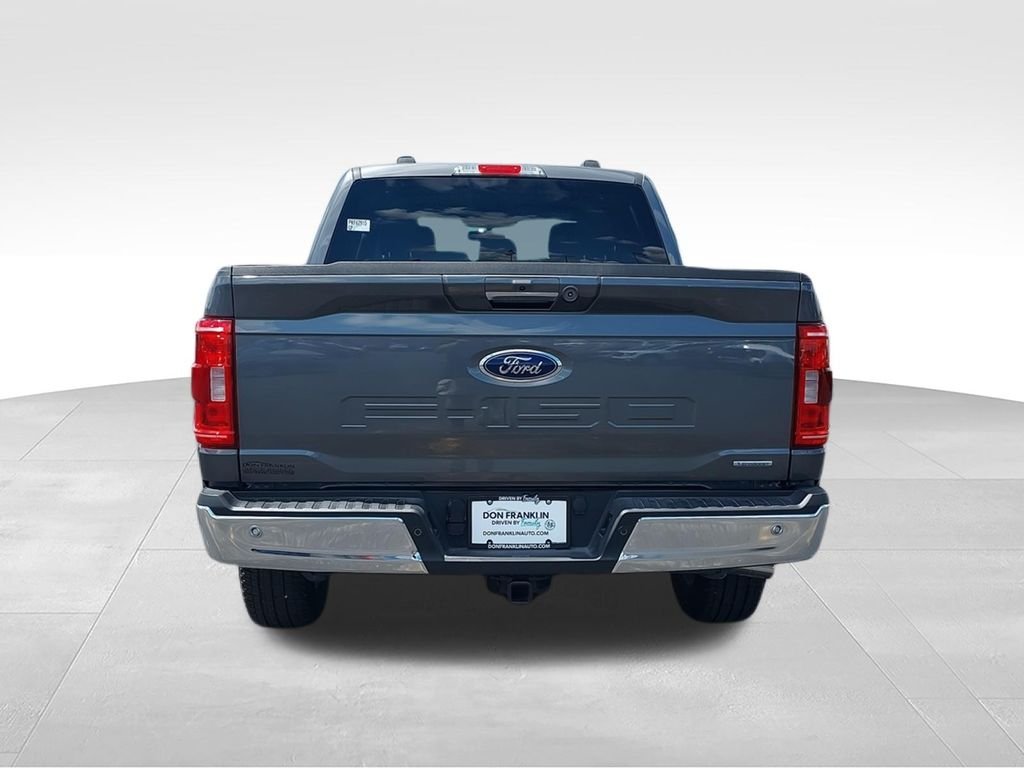 Used 2023 Gray Ford XLT image 7