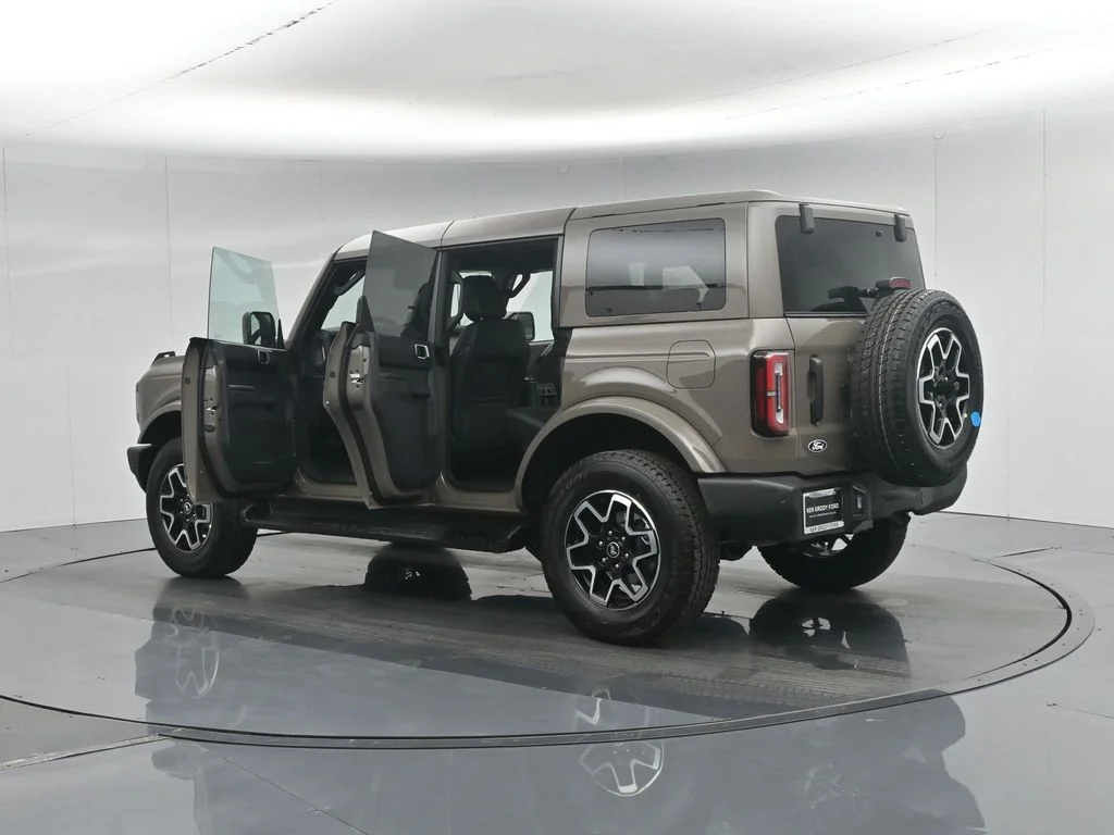 New 2026 Marsh Gray Ford Outer Banks image 34