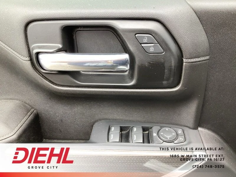 Used 2022 White Chevrolet RST image 20