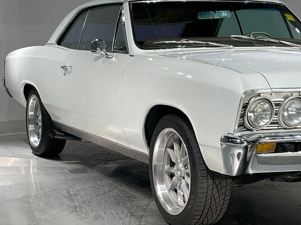 Used 1967 White Chevrolet  image 4