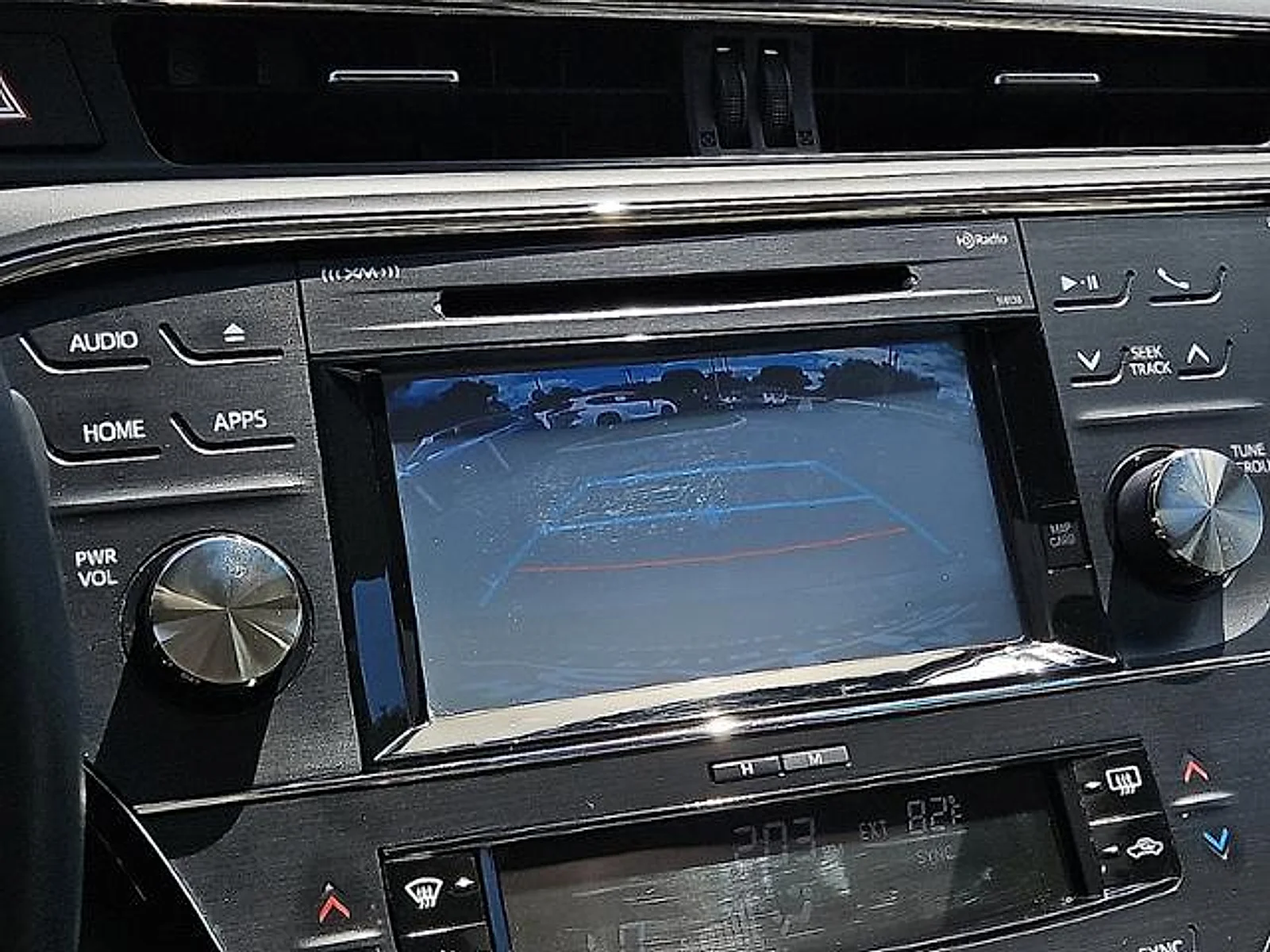 Used 2016 Magnetic Gray Metallic Toyota XLE image 16