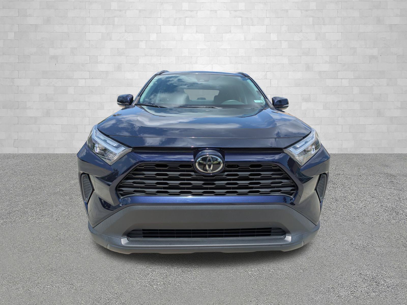 2023 Toyota RAV4 XLE - Photo 6