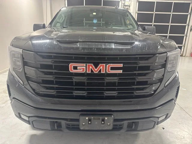 Used 2023 Black GMC Elevation image 3