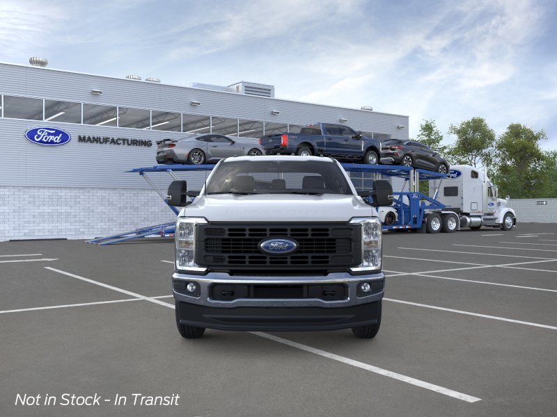 New 2026 Oxford White Ford XL image 7