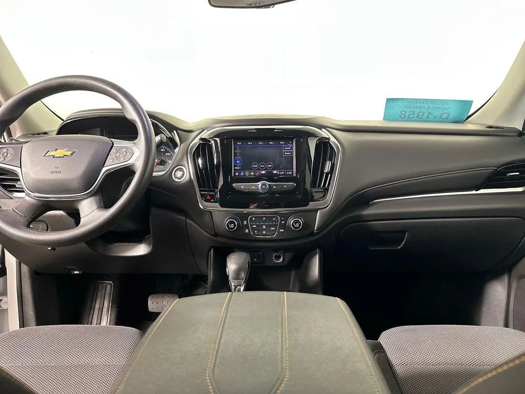 Used 2021 Summit White Chevrolet LS image 30