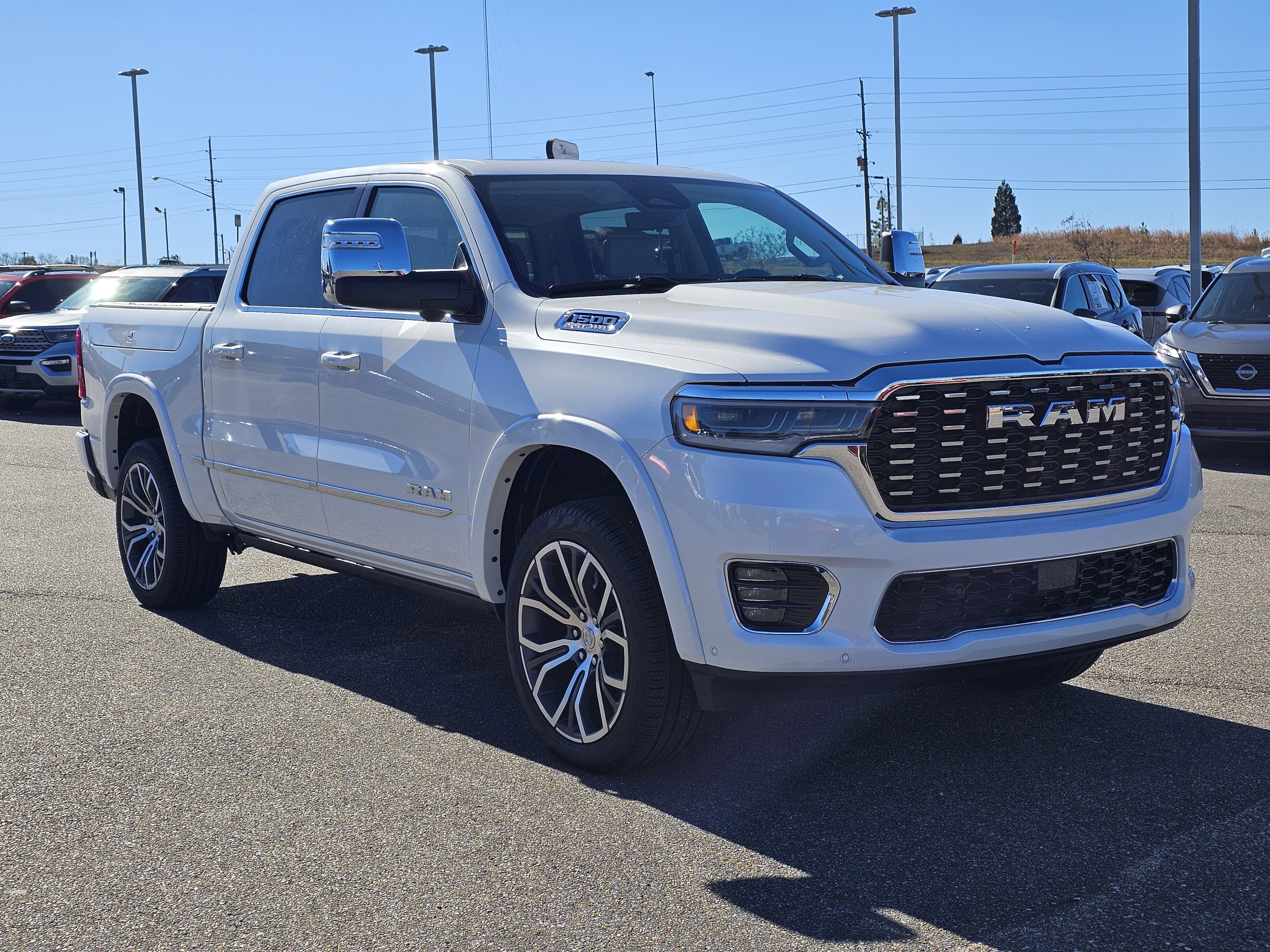 New 2025 Ivory White Tri-Coat Pearlcoat Ram Tungsten image 5