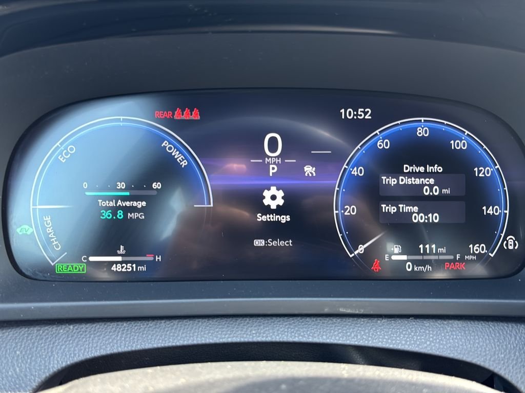 2023 Toyota Crown XLE - Photo 28